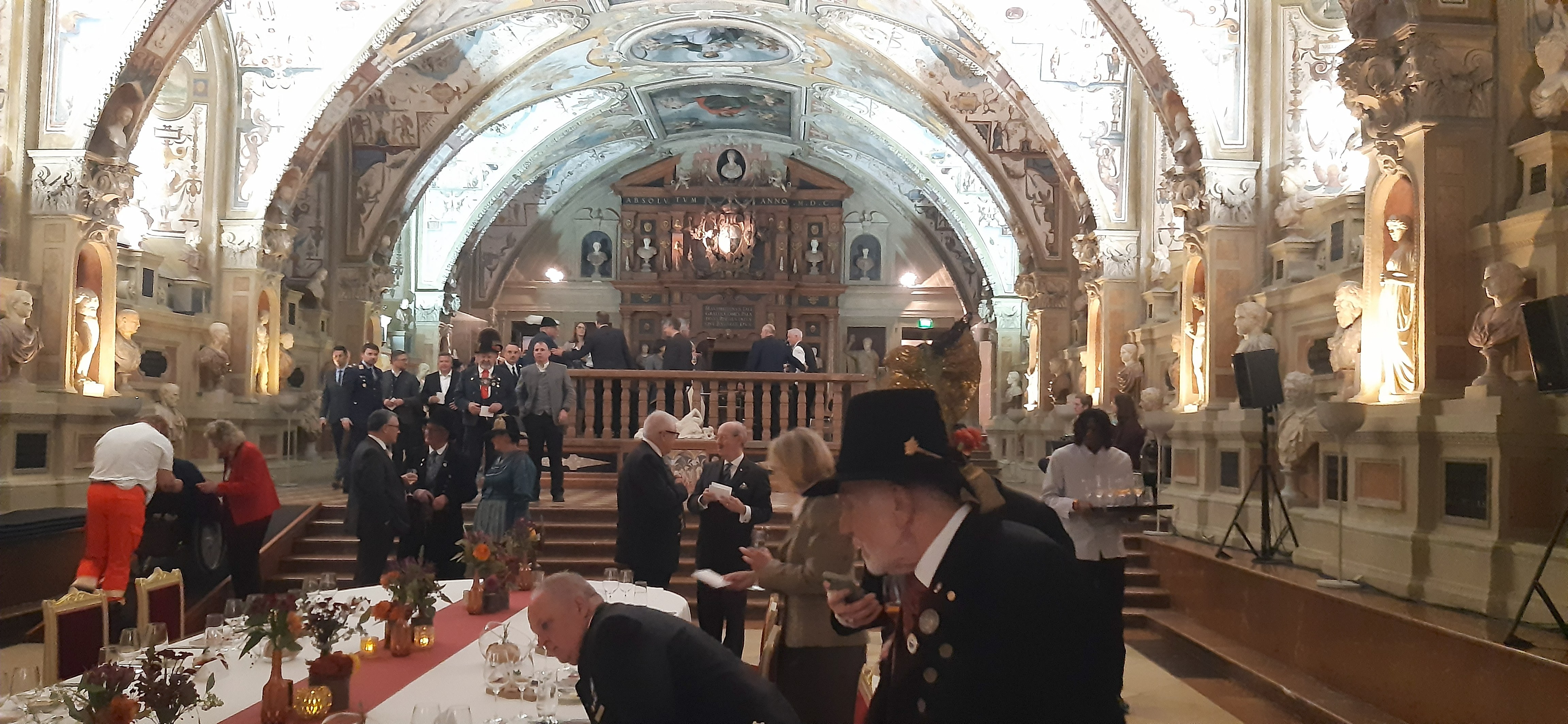 saal.jpg